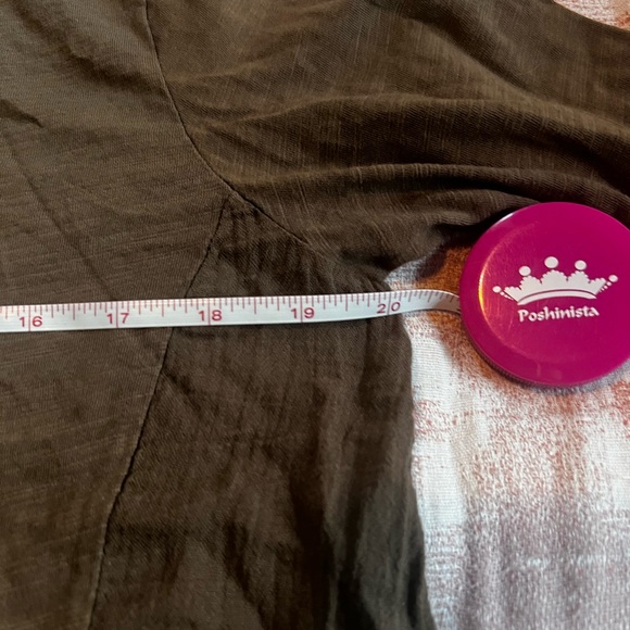 ✨3 for $12✨ (add to bundle for discount) Mod-O-Doc Long Sleeve Brown Tunic - Picture 7 of 9